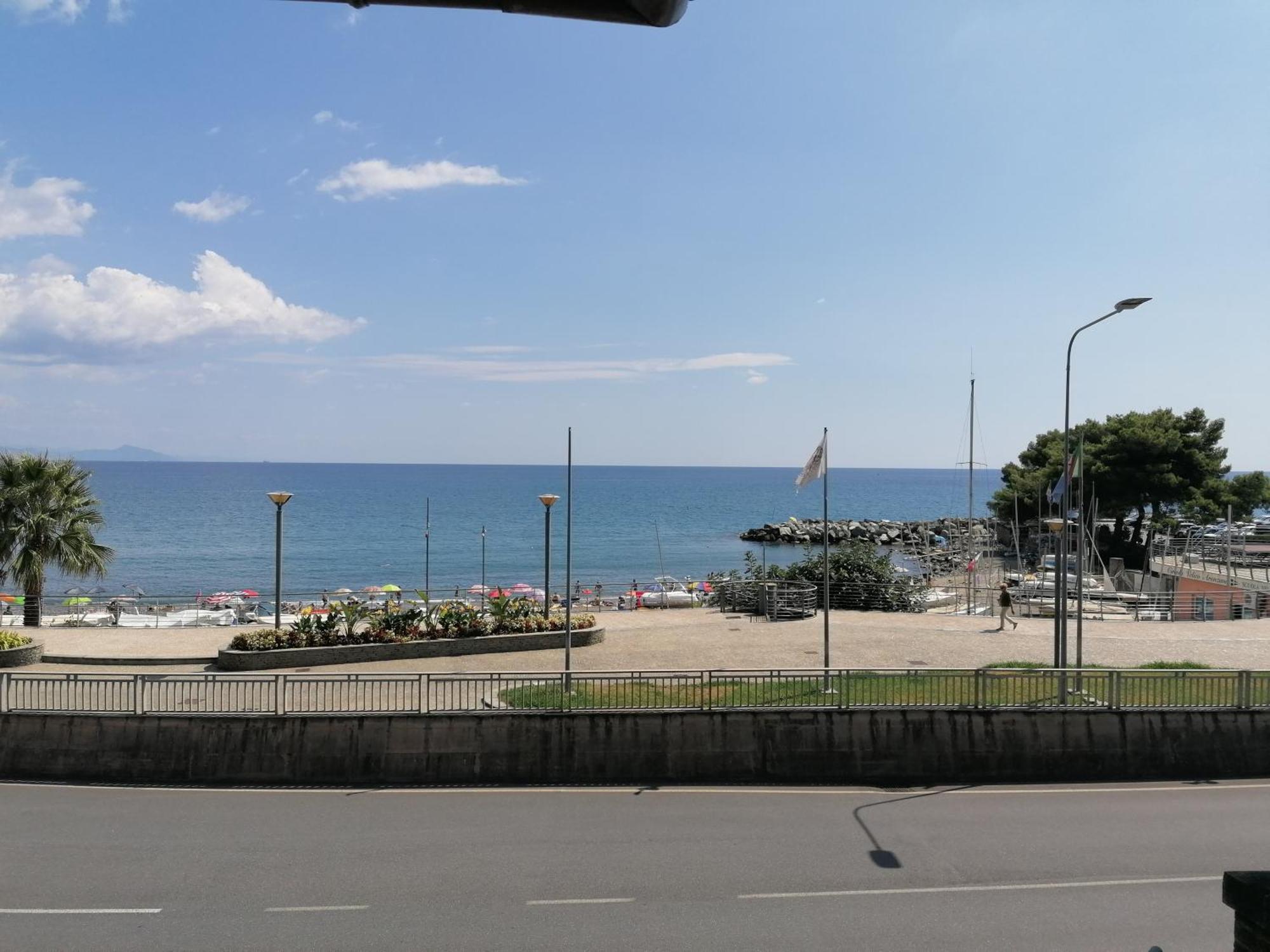 Villa Figoli Suites Arenzano Extérieur photo